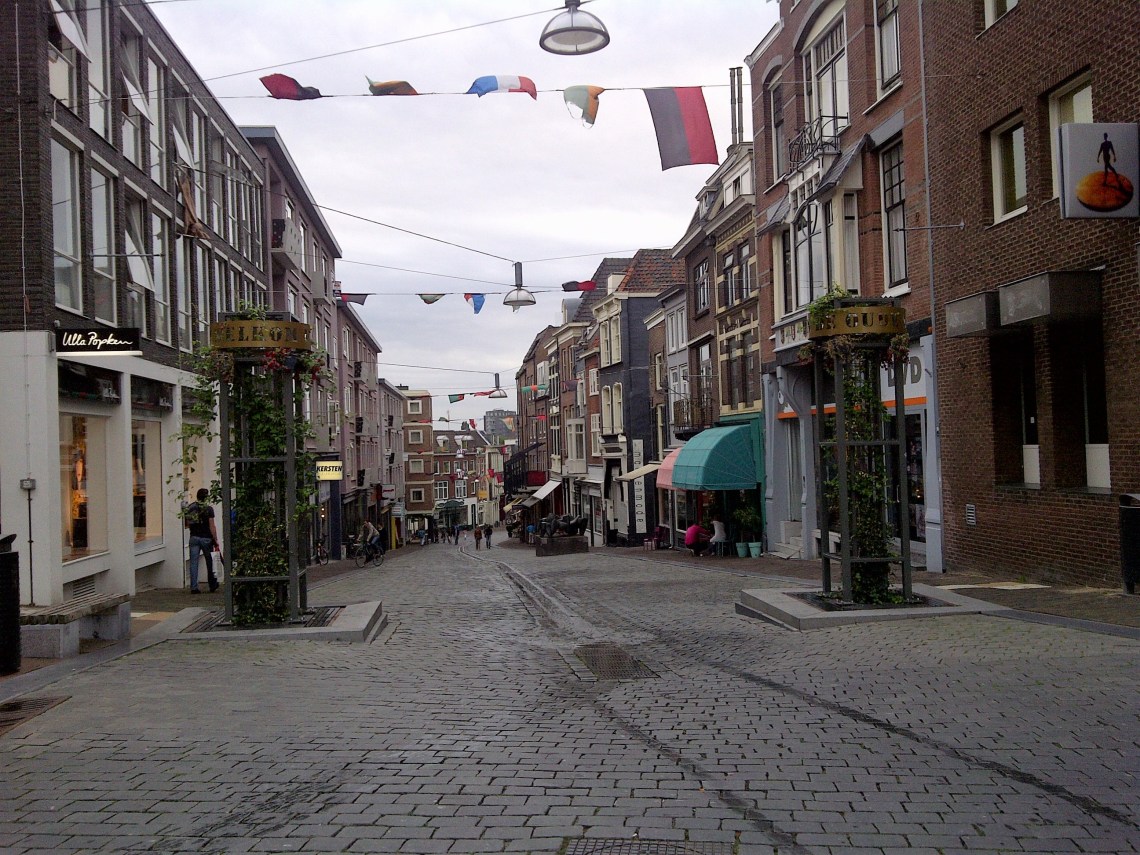 img-20110811-00057-2