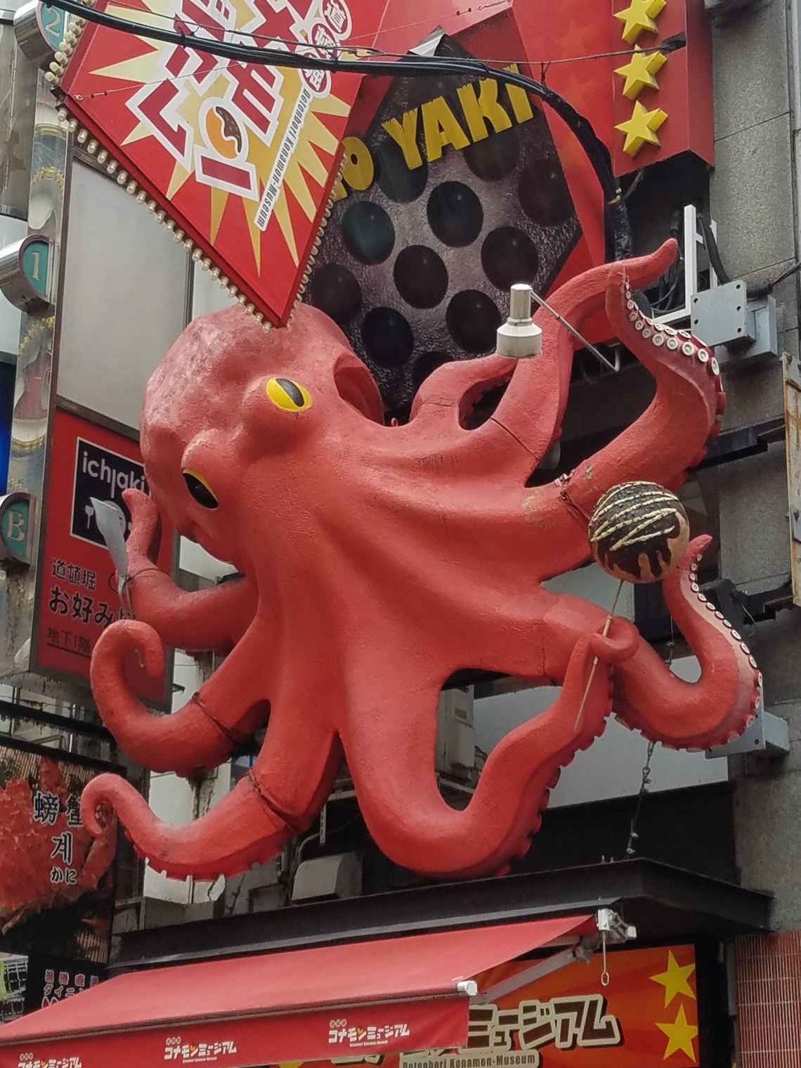 Life of Shal_Dotonbori Japan_Takoyaki Restuarant