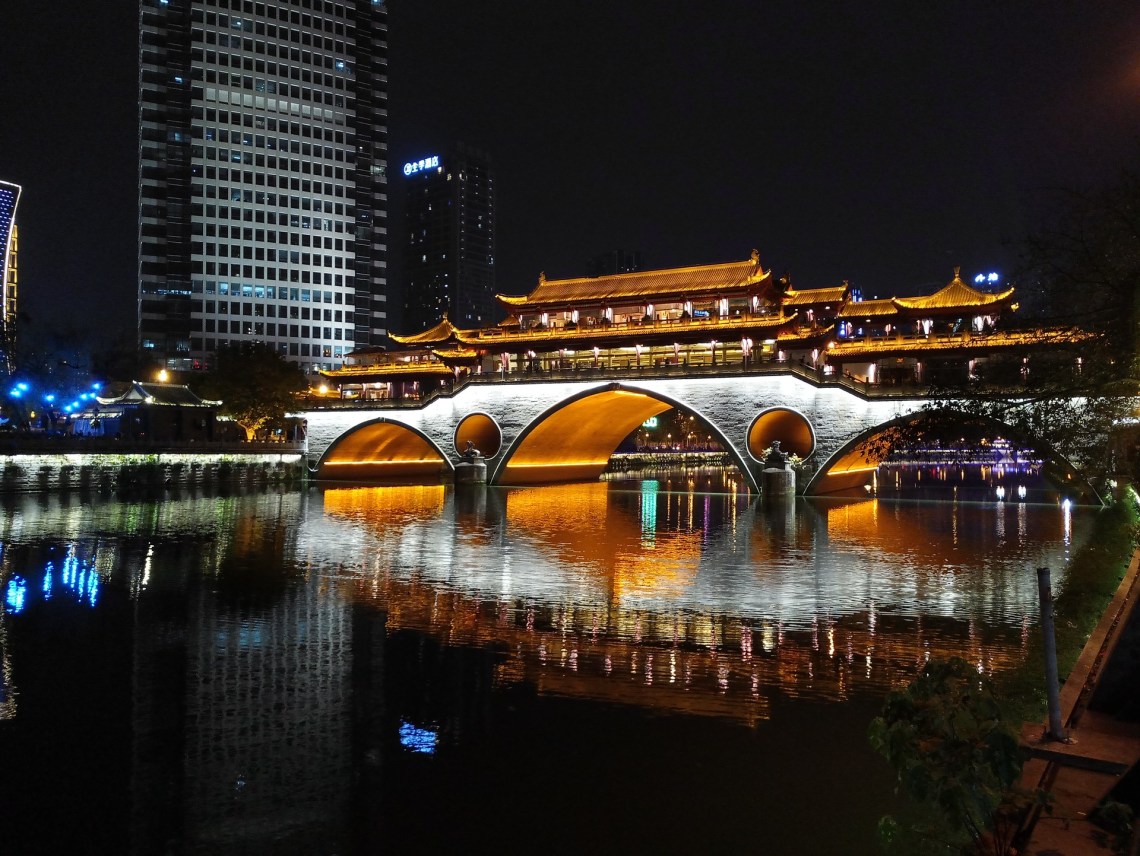 chengdu-2370874_1920